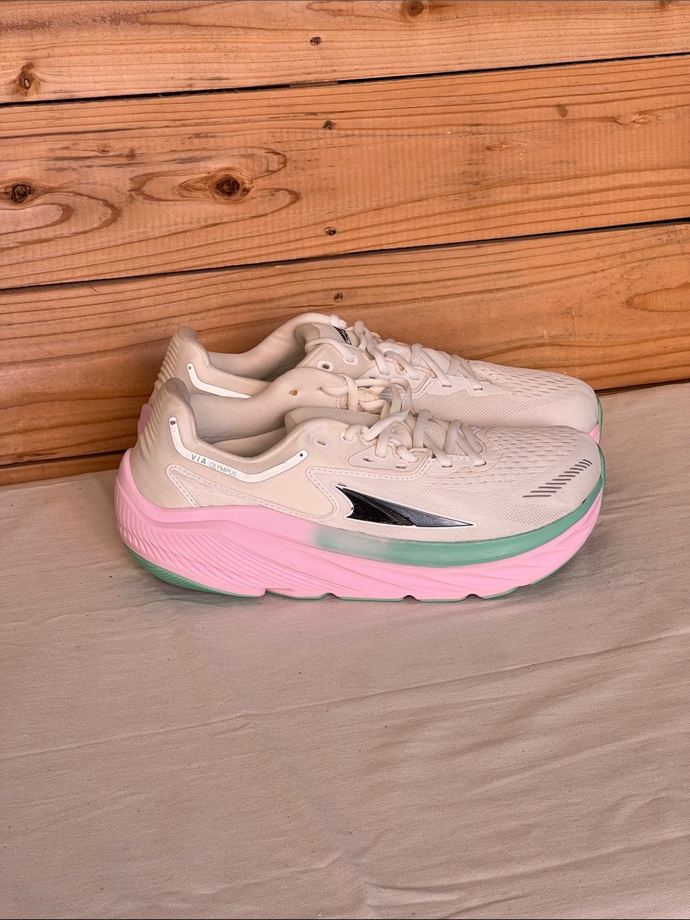Altra Women's Cream Sneakers with Pink Platform & Mint Accent